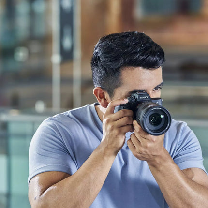 Sony Alpha 7 IV + 28-70mm f/3.5–5.6 OSS