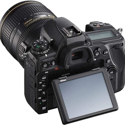 Nikon D780 + AF-S 24-120 mm f/4 VR